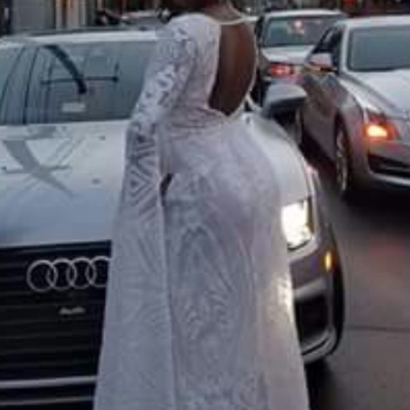 Dress - Picture 15 of 16